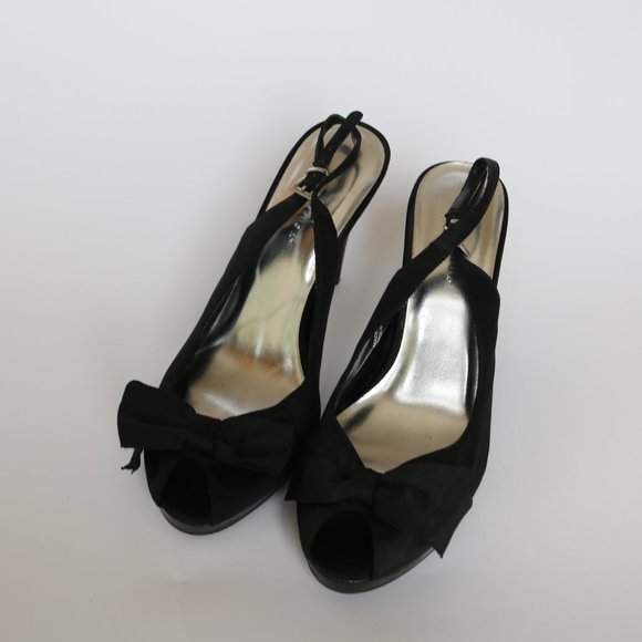 Black Peep Toe sling back pumps with bow - Picture 2 of 9